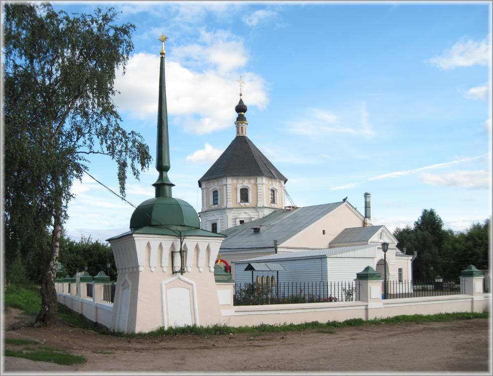Ныне на месте женского монастыря, в котором пребывала св. Анна, находится Покровская церковь и вещевой рынок